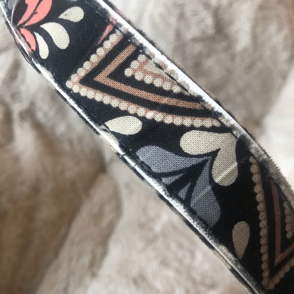 Vera Bradley satchel- gently used condition - Picture 7 of 7